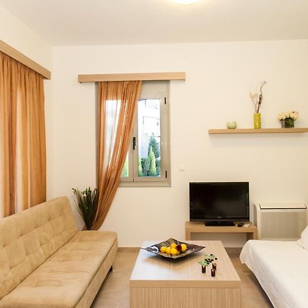 Loutra Resort Стая снимка